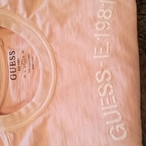 Guess Classic Tee - Picture 1 of 3